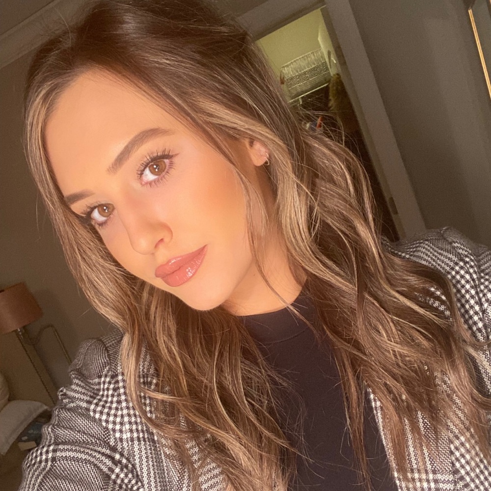 Meet your Posher, Karly